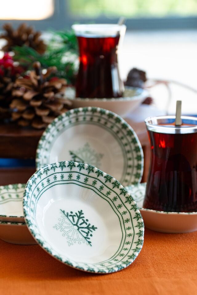 Acem Kartanem Serisi 6'lı Porselen Çay Tabağı Seti