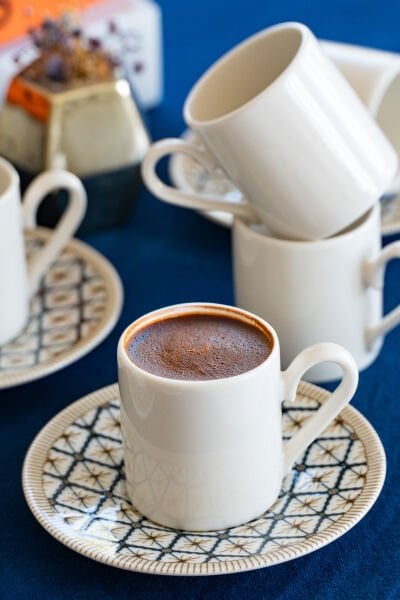 Beste 12 Parça 6 Kişilik Porselen Kahve Fincan Takımı