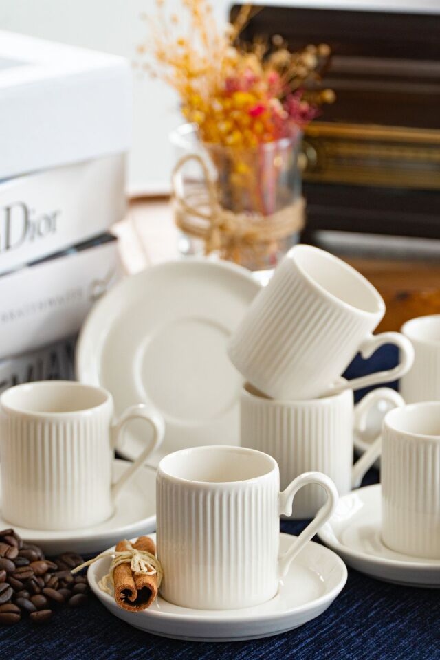 Bulut 12 Parça 6 Kişilik Kahve Fincan Takımı