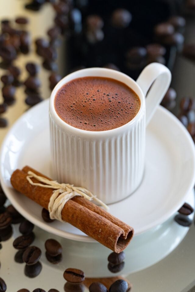 Bulut 4 Parça 2 Kişilik Porselen Kahve Fincan Takımı