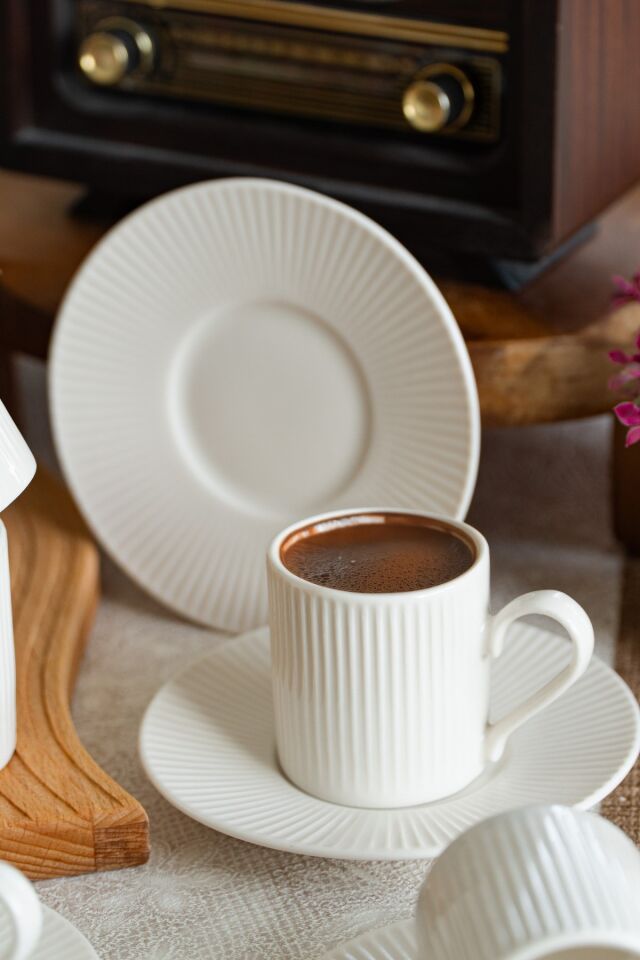 Elif 12 Parça 6 Kişilik Porselen Kahve Fincan Takımı