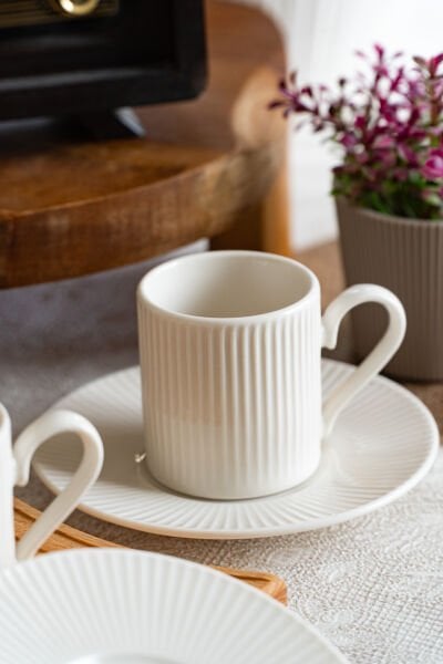 Elif 4 Parça 2 Kişilik Porselen Kahve Takımı Kırık Beyaz