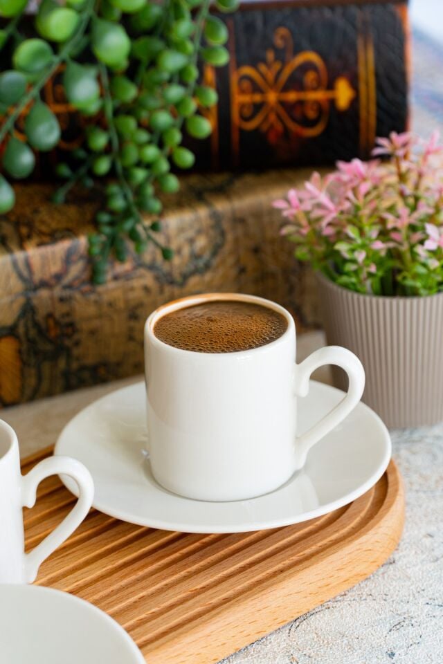 Hayal 4 Parça 2 Kişilik Porselen Kahve Fincan Takımı