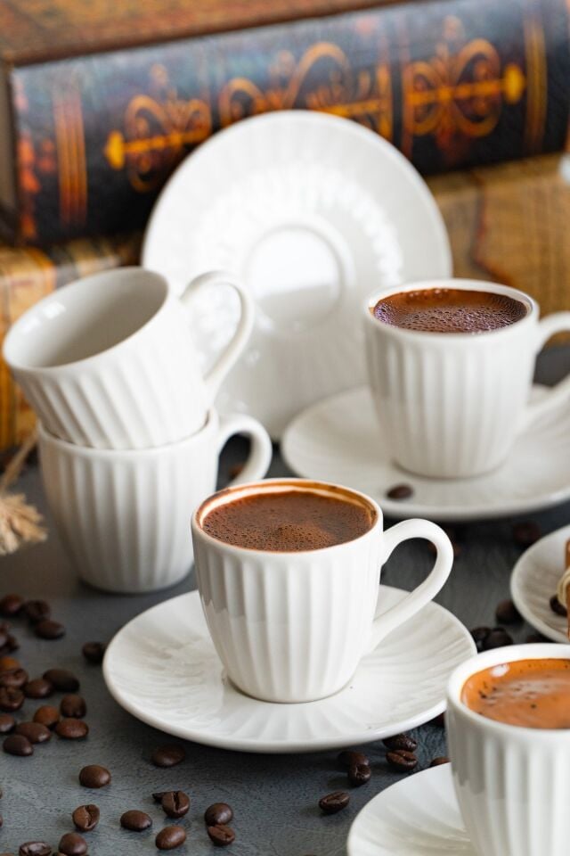 Karizma 12 Parça 6 Kişilik Porselen Kahve Fincan Takımı