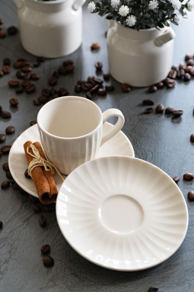 Karizma 4 Parça 2 Kişilik Porselen Kahve Fincan Takımı