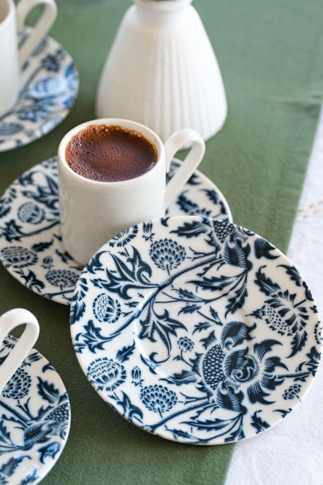 Nilüfer 4 Parça 2 Kişilik Porselen Kahve Fincan Takımı