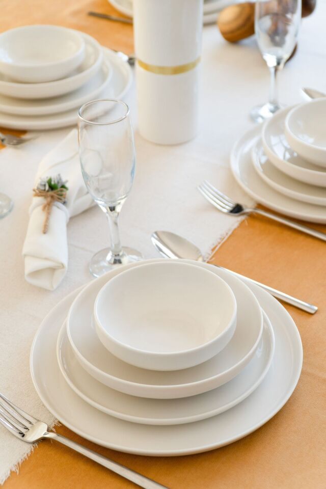 Rüya Kırık Beyaz 24 Parça 6 Kişilik Porselen Yemek Takımı