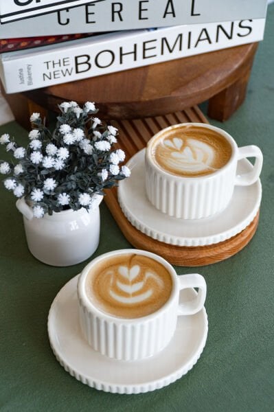 Satürn 4 Parça 2 Kişilik Porselen Çay Fincan Seti