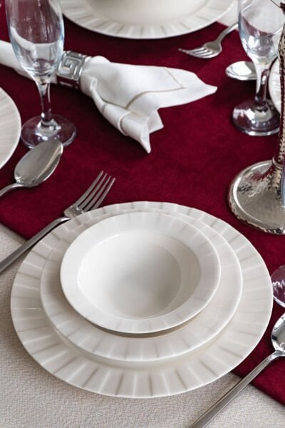 Zümrüt 18 Parça 6 Kişilik Porselen Yemek Takımı