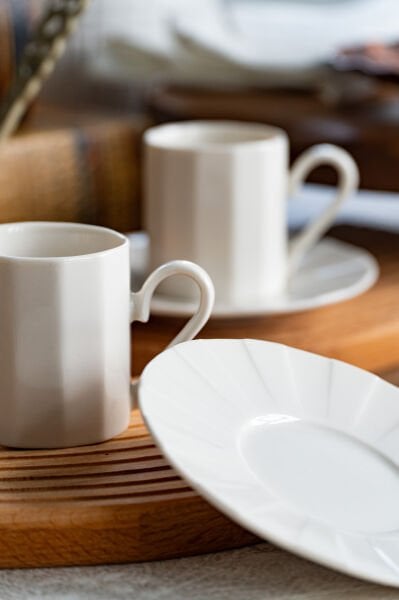 Zümrüt 4 Parça 2 Kişilik Porselen Kahve Fincan Takımı Kırık Beyaz