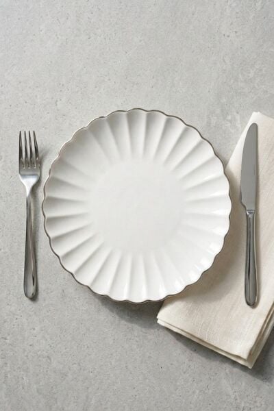 Derya Platin Yaldız Porselen 6'Lı Porselen Pasta Seti